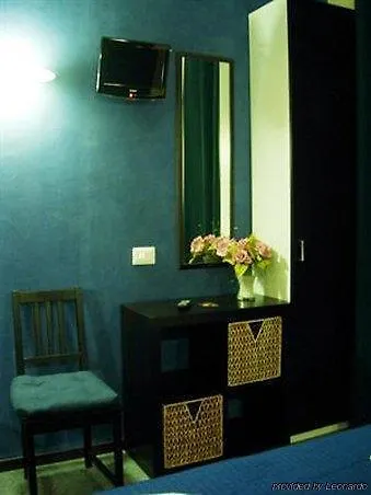 Karolstay Couette-café 2*